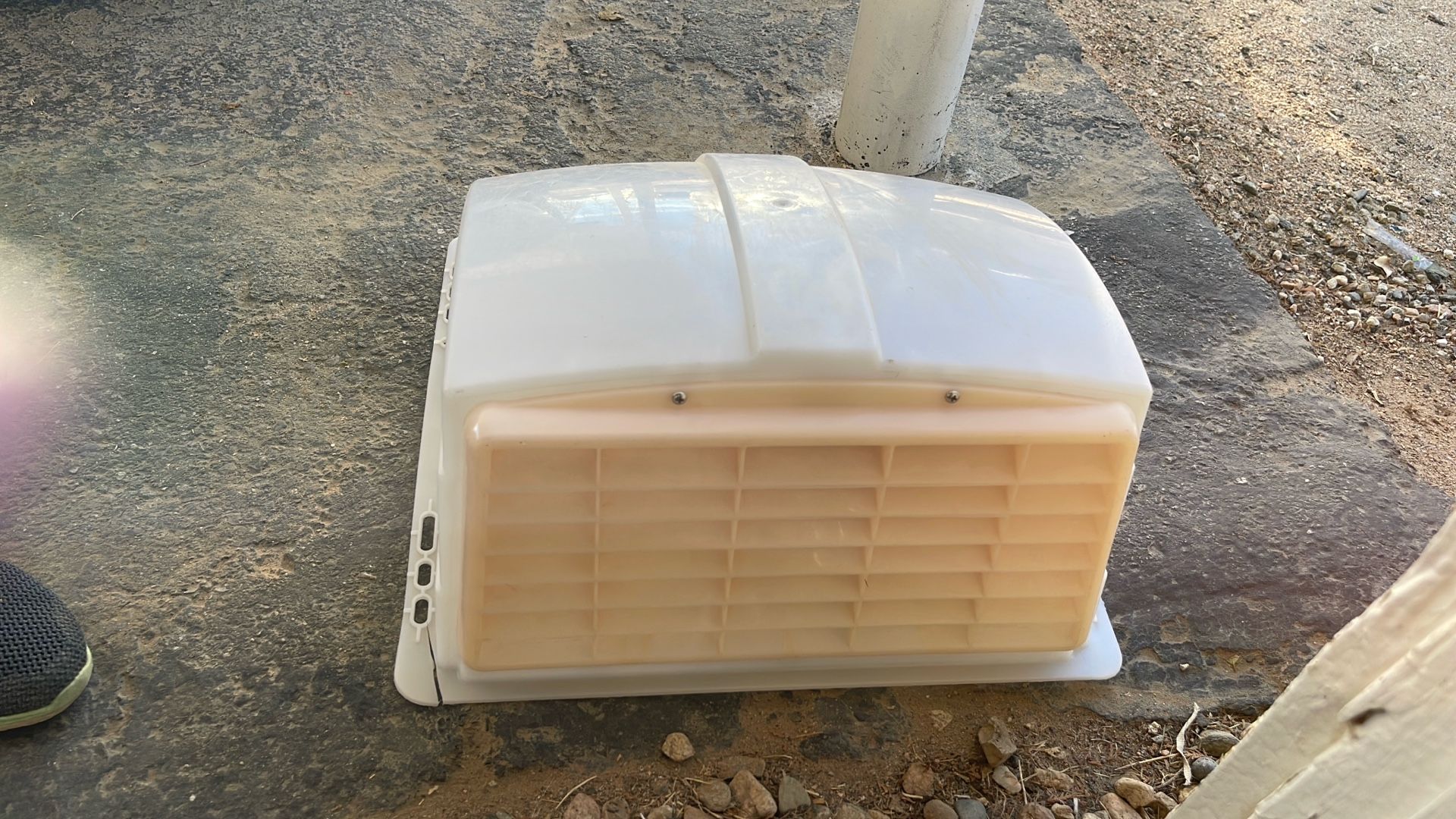 RV Vent