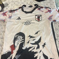 Itachi collab with japan Adult medium 