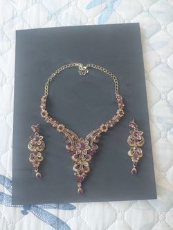 Necklace set