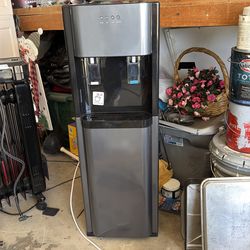Water cooler