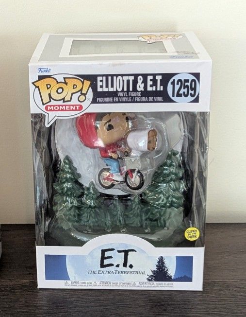 Funko Pop! Moment: ET 40th Anniversary-Elliott and ET Vinyl Figure #1259