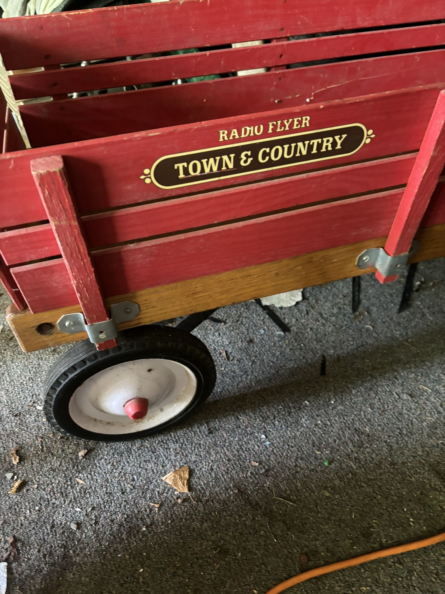 Wagon For Kids Holly Area. 30$