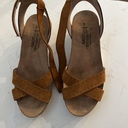 Naot Sandals