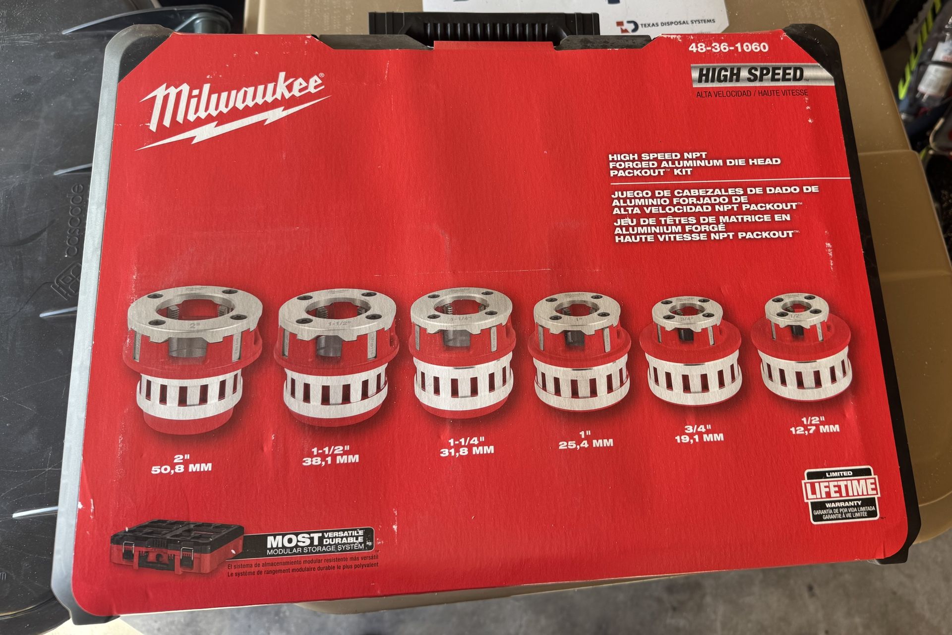 Milwaukee 1/2-2” threaded Die Set