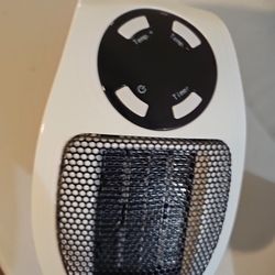 Wall Space Heater 450W Remote Portable Electric Heater with Programmable Adjustable Thermostat