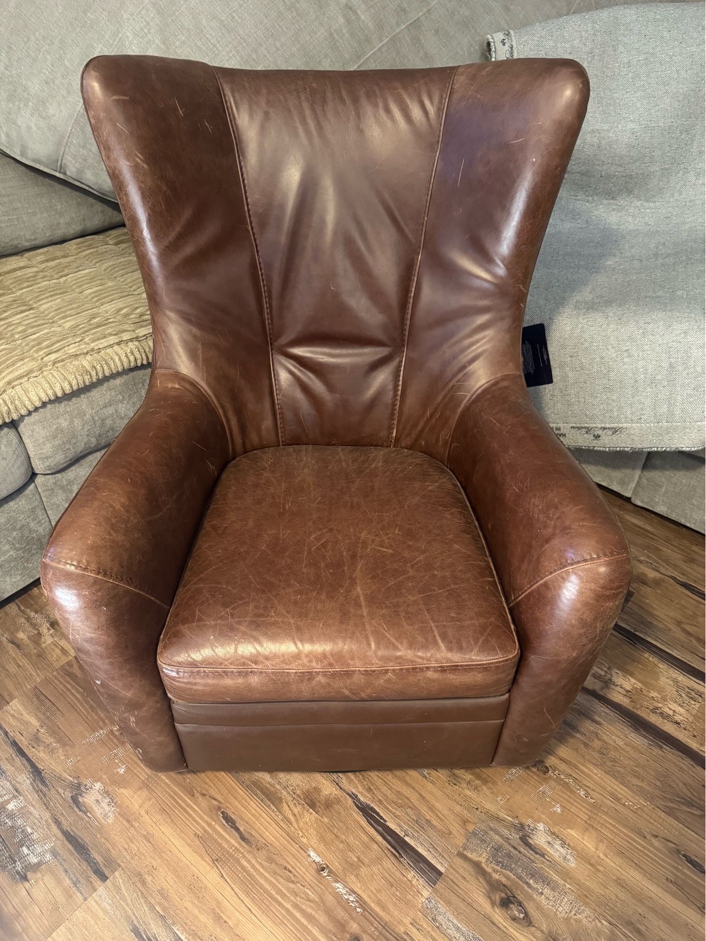 Genuine leather chair