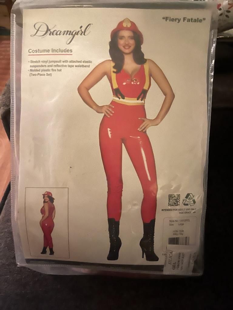 Costume