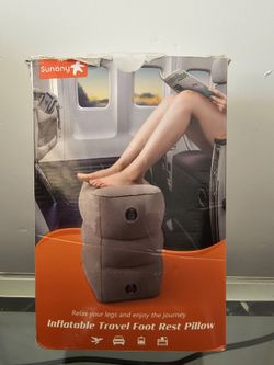 Inflatable travel foot rest