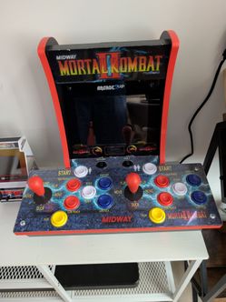 Mortal Kombat Small Arcade Cabinet