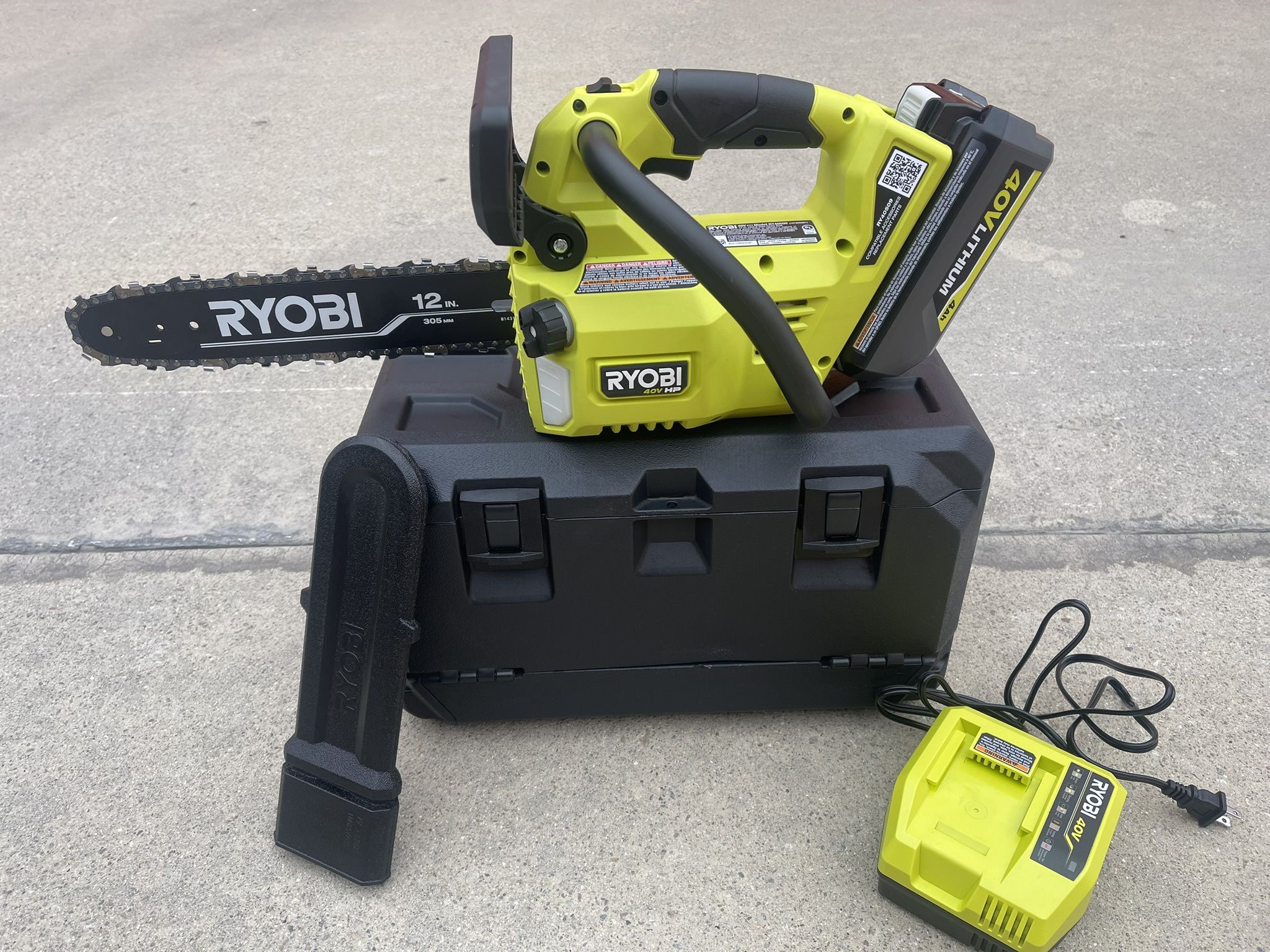RYOBI 40V HP Brushless 12” Top Handle Battery Chainsaw with 4.0 Battery and Charger