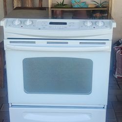GE Glass Top Electric Range 