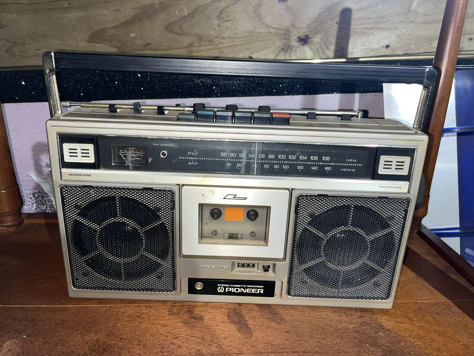 Pioneer SK-11 AM FM Tape Radio Boombox Stereo