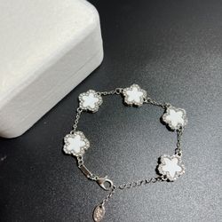 bracelet charms for women girls. jewelry bangles, gift for valentine. pink bracelet. gift for girls