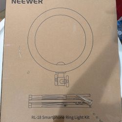 Brand New 18 In Ring Light Kit