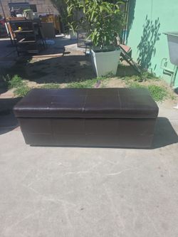 Storage Chest/Ottoman