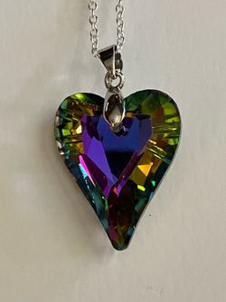 Oblong Purple Rainbow Aurora Borealis Crystal HEART Pendant Necklace - New Jewelry