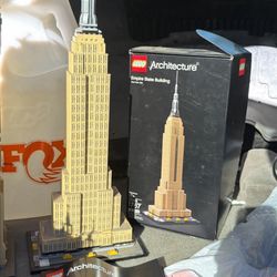 Adult Owned Lego Architecture Sets 