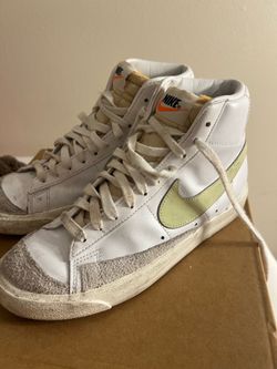 Nike blazers size 8