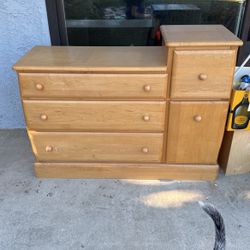 Changing Table / Dresser 