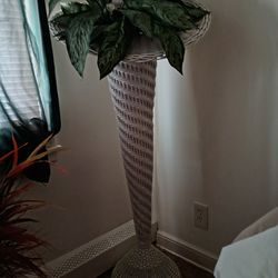Tall wicker real not plastic no damage