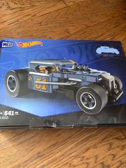 Mega Hot Wheels Hot Rod Building Set 641 Pieces