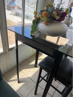Glass bar table