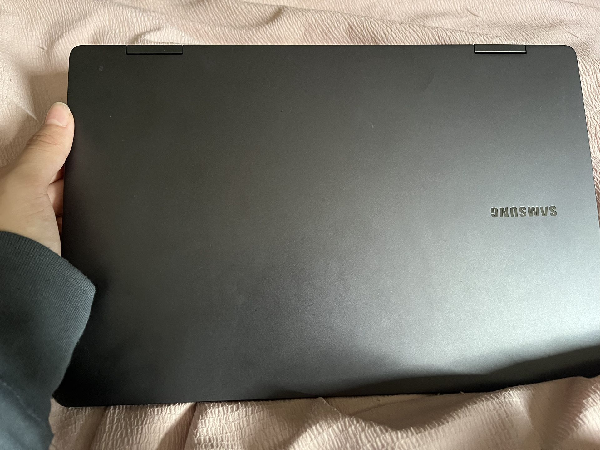 TOUCH SCREEN LAPTOP