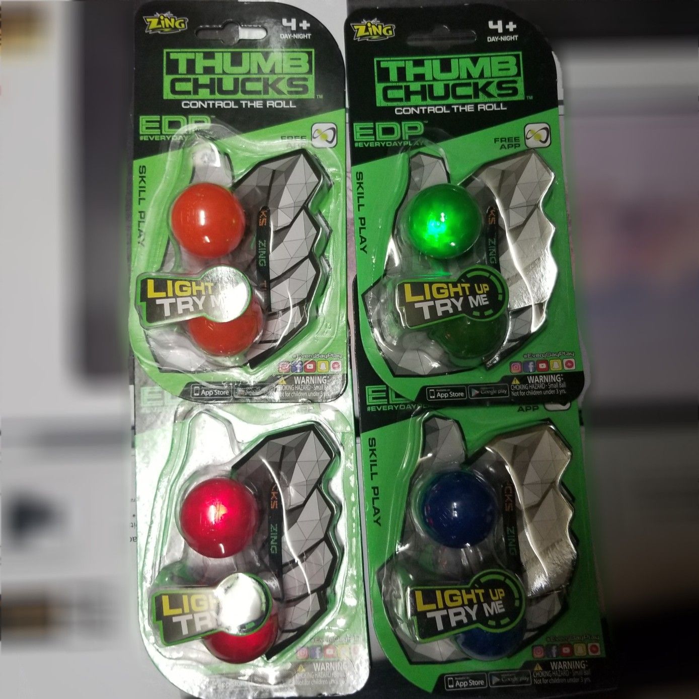 4 Thumb Chuck Light Up Stress Toys