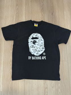 BAPE TEE BLACK AND WHITE