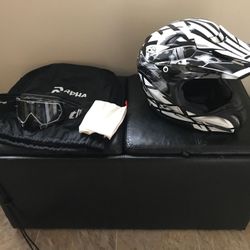 Motocross Helmet and matching Thor goggles