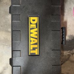 De Walt Fixed Base/Plunge Router Combo Kit