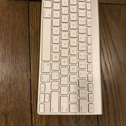 Apple Wireless Bluetooth Keyboard A1314