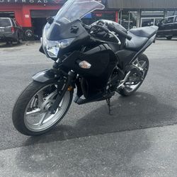 2013 Honda CBR 250.  OBO