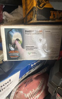 Fingerprint Deadbolt 