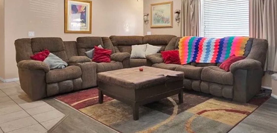 Sofa and Couch Sectional With 4 Electric Recliners