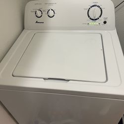 Amana Washer And Dryer Set