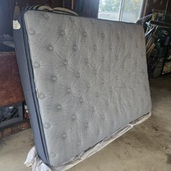 Serta Grandmere pillow top cooling gel luxury queen mattress