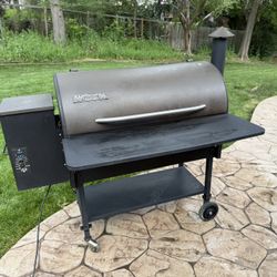 Nice Traeger