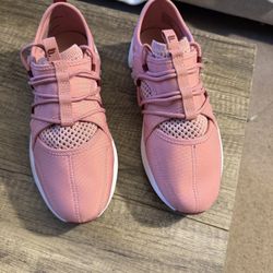Fabletics Pink Athletic Sneakers Women’s Size 8 Running Training