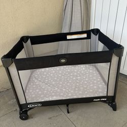 GRACO  Baby Playpen $10