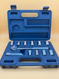 NAPA EVERCRAFT 3/8-INCH DRIVE METRIC SOCKET SET WITH CASE USED