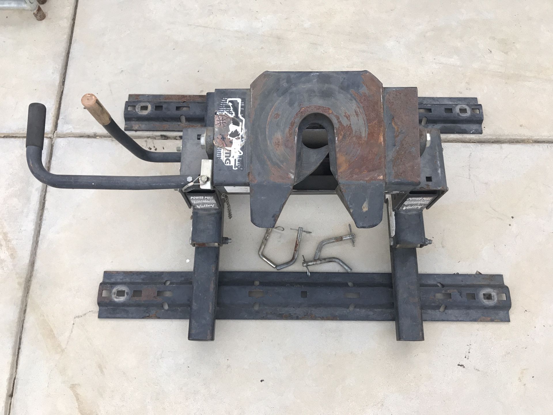 Power Pull Slider Sliding Hitch 16K (adjustable Valley Industries fifth