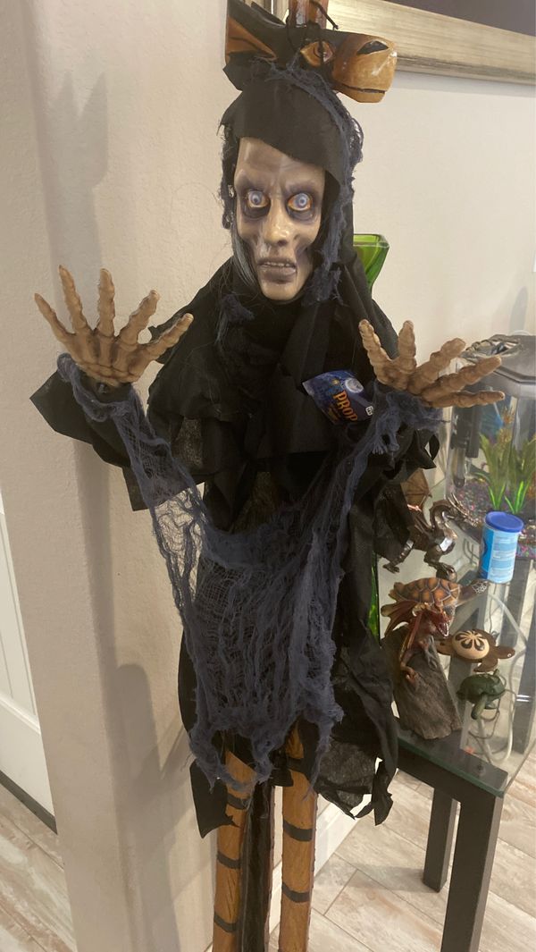New 3ft Hanging Halloween Zombie Prop! for Sale in Pittsburg, CA OfferUp