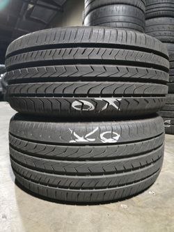 245 40 19 Maxxis run flat tires