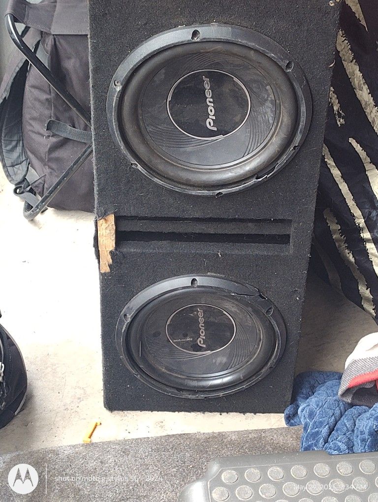 speakers