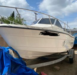 1998 18ft Trophy Bayliner Walk Around
