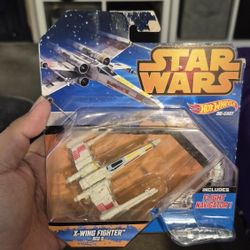 2015 Hot Wheels Star Wars The Force Awakens X-Wing Fighter Die-Cast