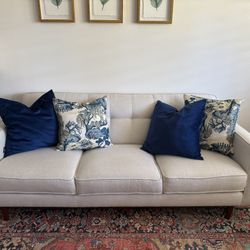 Tufted 3-seater Sofa 