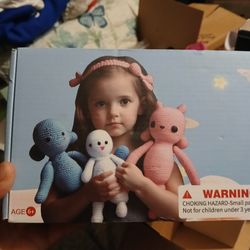 Beginners crotchet kit