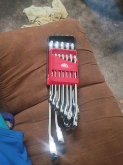 mac tools ratcheting wrench set